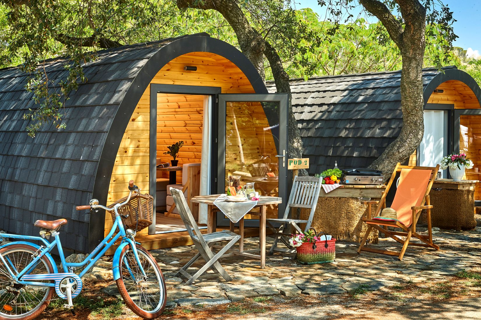 pod avec des vélos au paradis des campeurs